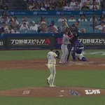 山本由伸ＶＳ吉田正尚の初対決　見三振、中飛、一ゴロ　オリックス対決は山本に軍配