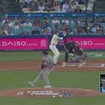 大谷翔平、第一打席で五試合連続安打となるセンター前ヒット！！！！！！！！！！