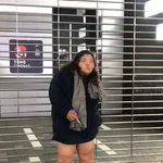 【画像】トー横ギャルさん、スカートがずり落ちるｗｗｗｗｗｗｗｗｗｗ