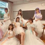 【画像あり】女子高生(17)がウェディングドレスを着た結果wwwwwwww