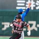 巨人・杉内コーチ、三塁打を打った（その直後に2失点）小笠原に苦言。「本人も反省してると思う」