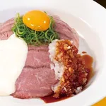 【悲報】松屋のローストビーフ丼←あまりにも食欲をそそらなさすぎるｗｗｗｗｗｗｗｗｗｗ