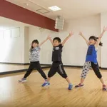 【衝撃】寝たきりの祖母のために学校で覚えた踊りを毎日披露する女子小学生さん・・・・・・・・・
