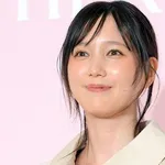【朗報】吉岡里帆さん(33)「独身です♡」本田翼さん(34)「独身です♡」夏帆さん(35)「独身です♡」←こいつらｗｗｗｗｗｗｗｗｗｗ