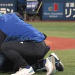 阪神・敗戦処理の早川、いきなり牧へ死球
