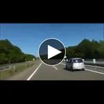 【悲報】キャンピングカー、強風に煽られて転倒ｗｗｗｗｗｗｗｗｗｗ