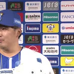 ＤｅＮＡ馬場皐輔が移籍後初登板で初勝利　背番号１１５ユニでお立ち台へ