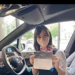 【画像】BMWの女性店員さん、ムホすぎるwwwwww