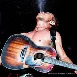 【衝撃】長渕剛さん、熊本ライブを「予定どおり開催」と発表「強い決意」のメッセージ&寄付も表明・・・・・・・・・