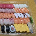 【朗報】コストコの寿司、あまりにもお盆に最適すぐるｗｗｗｗｗｗｗｗｗｗ