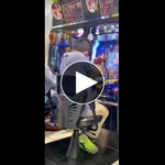 【悲報】パチンコパチスロで何が起こっても無表情な奴なんなの?wwwwwwwwww