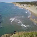 【悲報】海水浴パパさん、生存するも息子&娘が死亡・・・・・・・・・