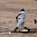 高校野球ってなんで金属バットなんや?