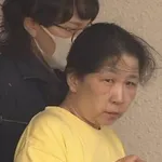 【画像】投げ銭で1000万円以上使った挙げ句母親を殺して逮捕された女の子のご尊顔wwwwww