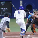 【悲報】中日村松開人、巨人竹丸の死球受けて骨折…抹消へ
