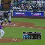 ドジャース、2回表無死一塁からベッツのタイムリーツーベースで先制！ロッキーズ・菅野は先制を許す