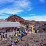 【悲報】父親さん、富士山6合目に7歳の息子を置き去り・・・・・・・・・