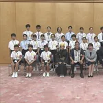 【悲報】高市早苗、小中学生に激務アピールをしてしまう　「私と違って体を大事にして」