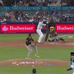 大谷翔平、第二打席で二試合ぶりの安打となるセンター前ヒット！！！！！！！！！！