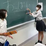 【画像】JKさん「大麻なんかよりウチのおっ◯い吸お？？」