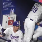 井上一樹、夢ちゃんに急接近wwwwwwwwwwwwwwwwwwwwwwwwwwwwwww