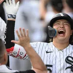 村上宗隆、打率.211 45本 90打点ペース