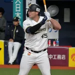 【悲報】シーモア(一軍)率.158 本3 点15 出.181 長.252 OPS.432