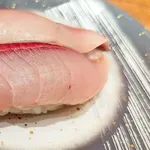 回転寿司はブリと生エビしか食わない